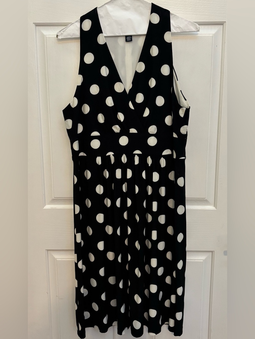 American Living Black and White Polka Dot Sleeveless Wrap Flowy Dress Plus Size